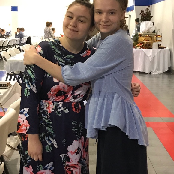 Meet your Posher, Samantha - Picture 5 of 5